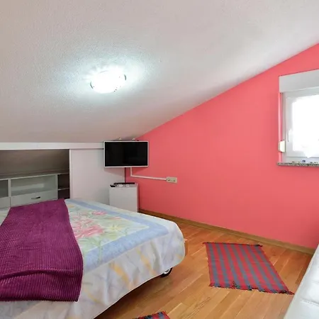 House With A Parking Space - 13655 Prázdninový dům Medulin