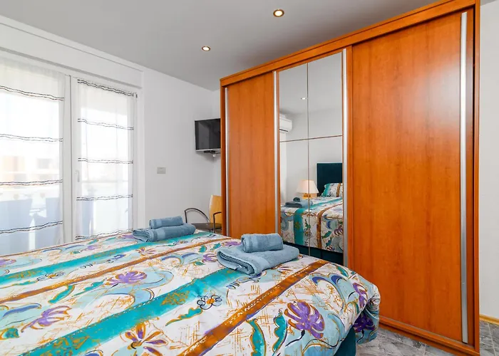 House With A Parking Space - 13655 * Medulin